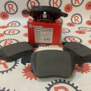 Kit pastiglie freno anteriori marca Brembo Citroen Peugeot P61076